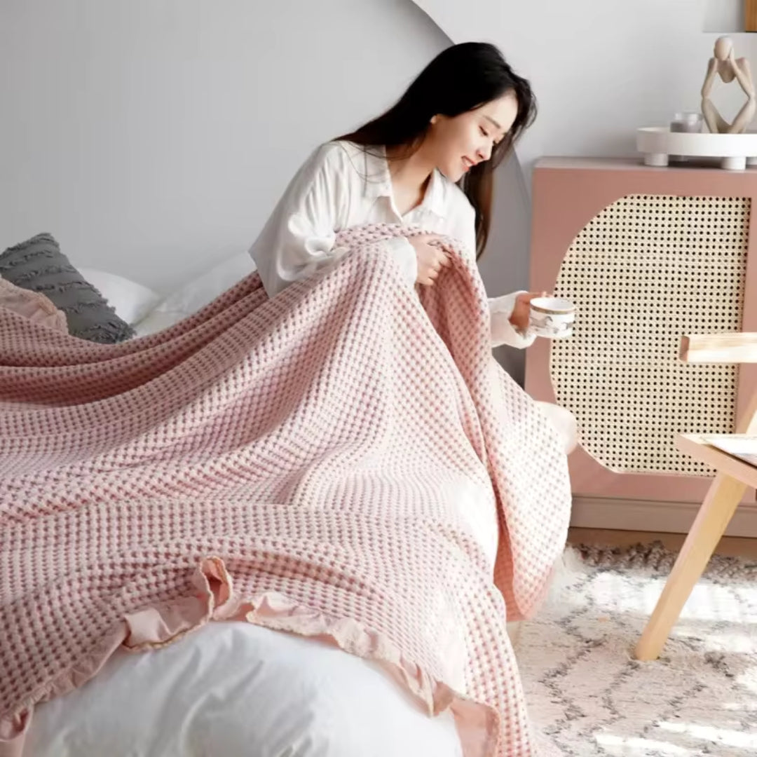 Slim and cozy blanket