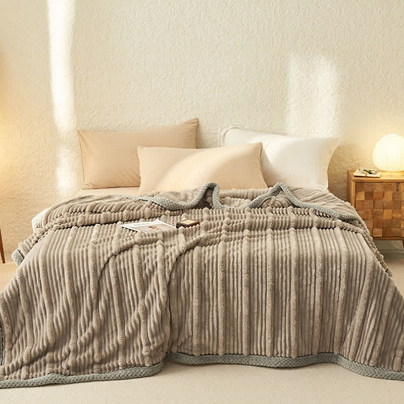 Soft fleece blanket in plain color