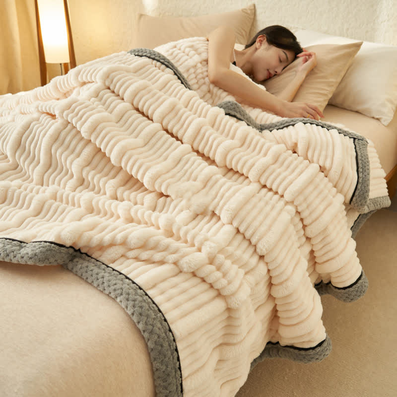 Soft fleece blanket in plain color