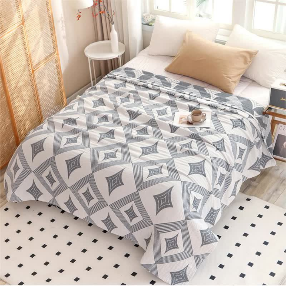 Diamond geometric pattern blanket