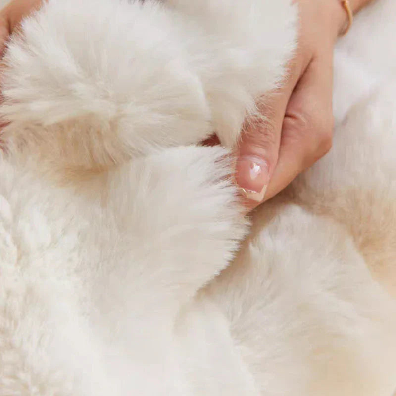 Luxury blanket made of soft faux fur