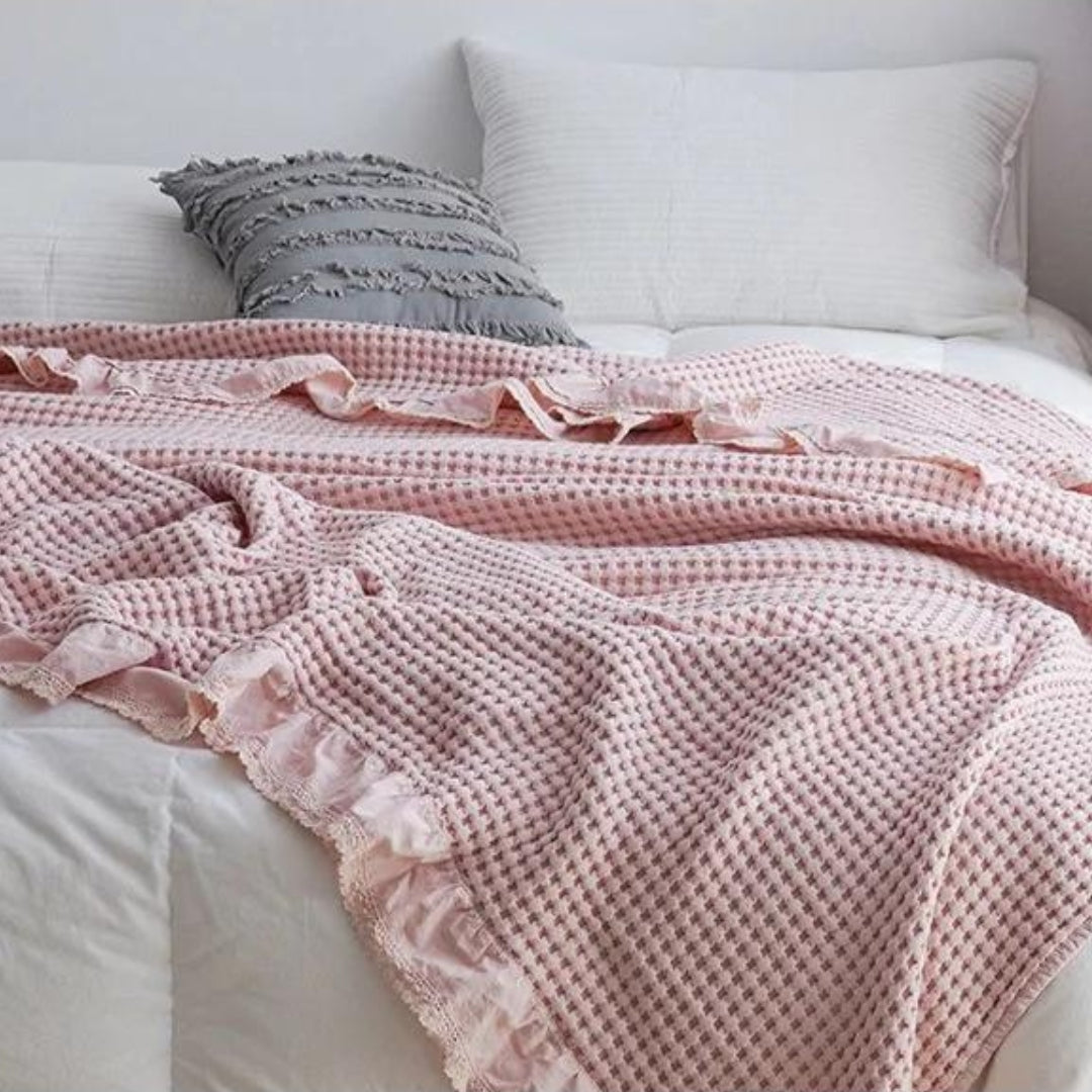 Slim and cozy blanket