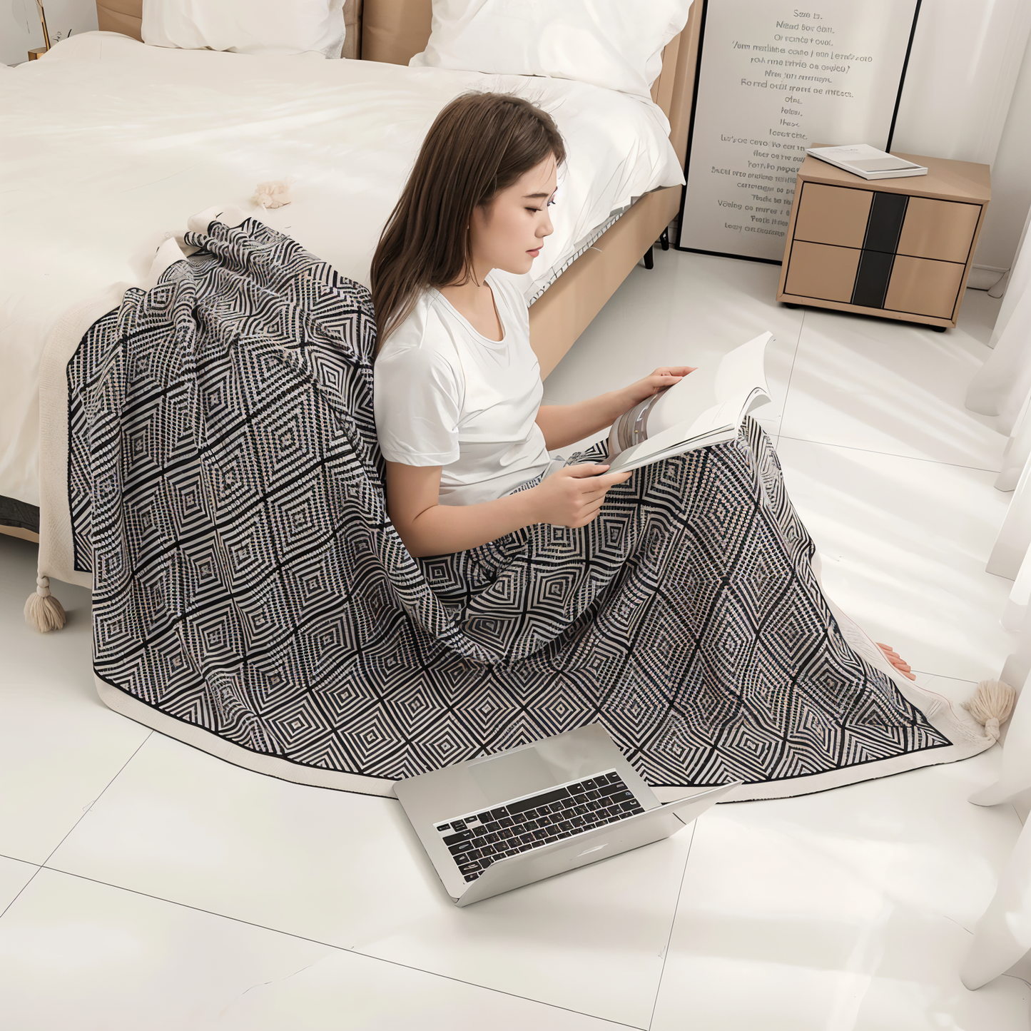 Geometric cozy fleece blanket