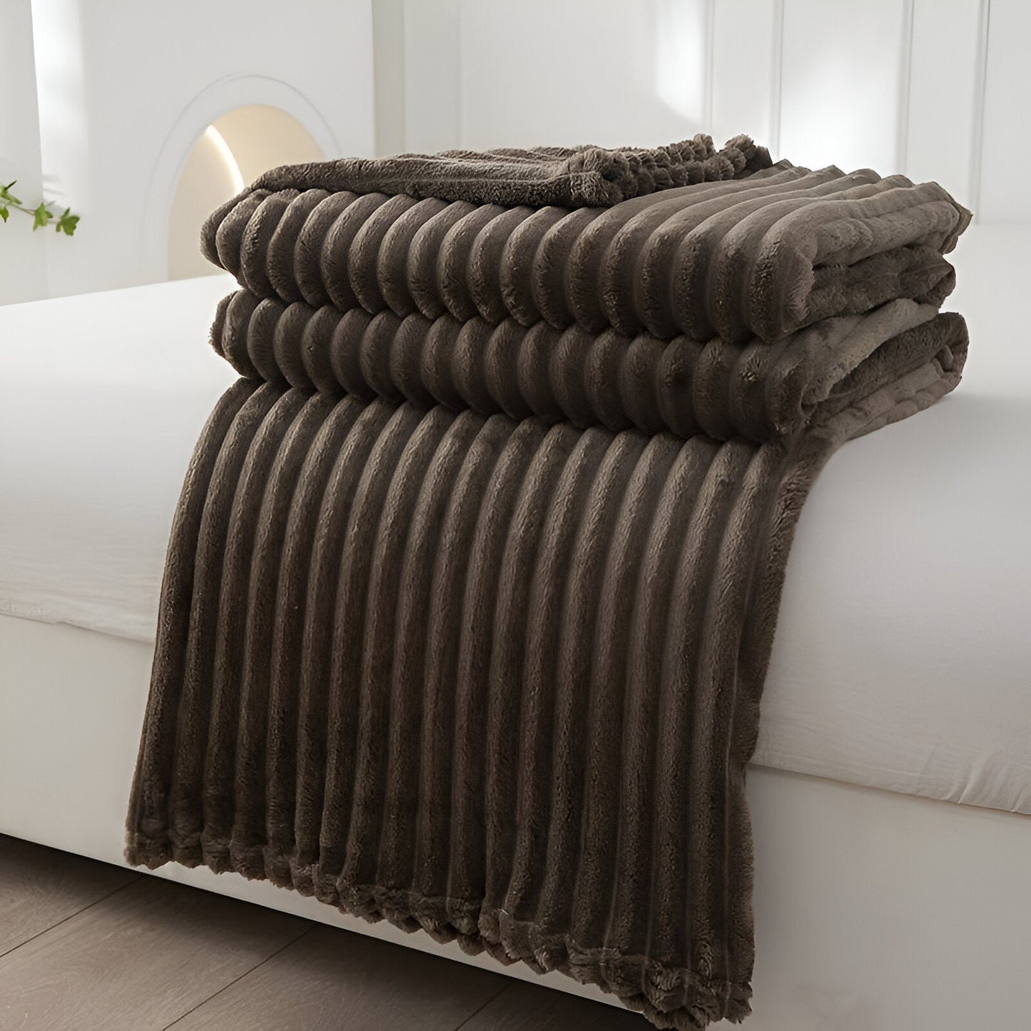 Cozy, Breathable Fleece Blanket