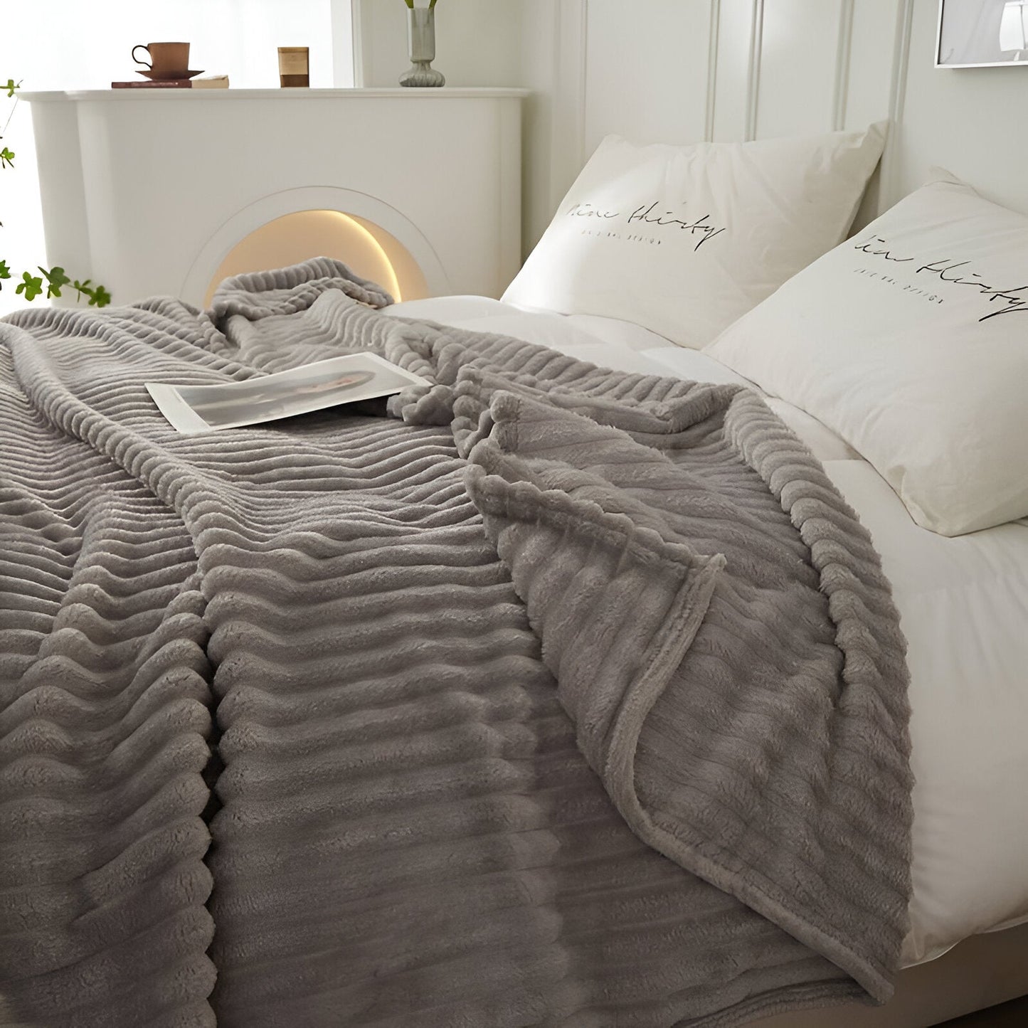 Cozy, Breathable Fleece Blanket