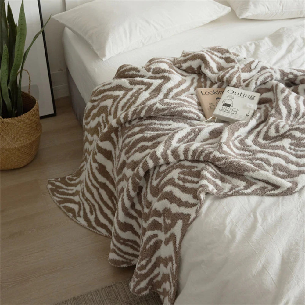 Knitted Zebra Pattern Throw Blanket – Lightweight Microfiber Blend for Cozy Comfort, 47x59 5
