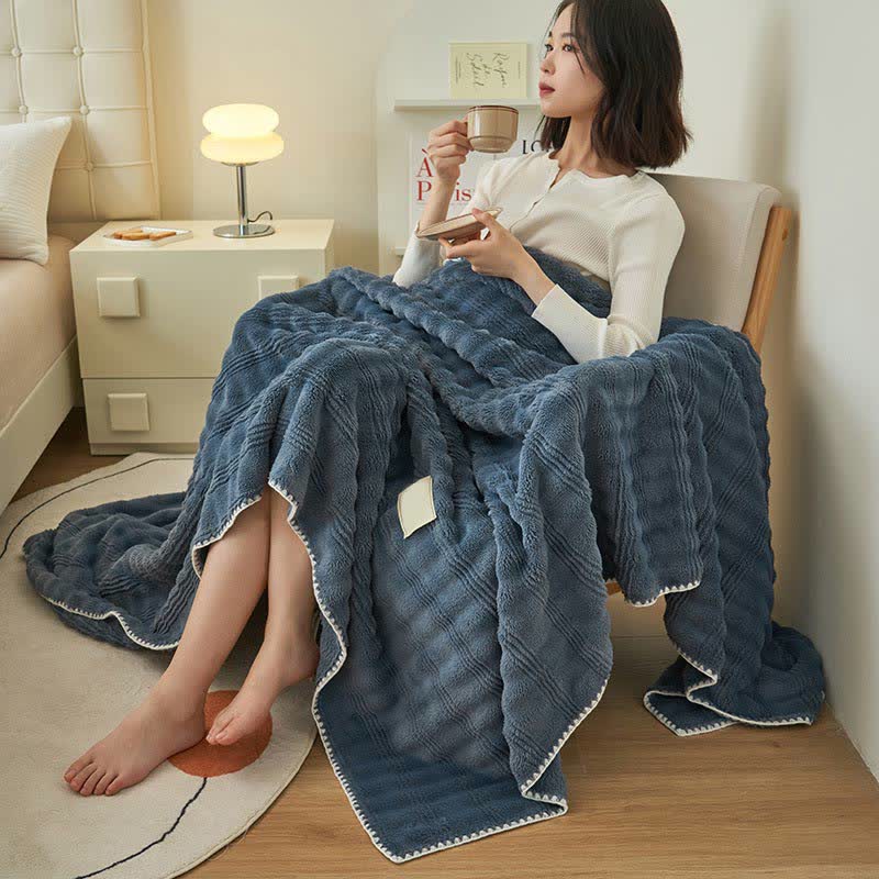 Reversible fleece blanket