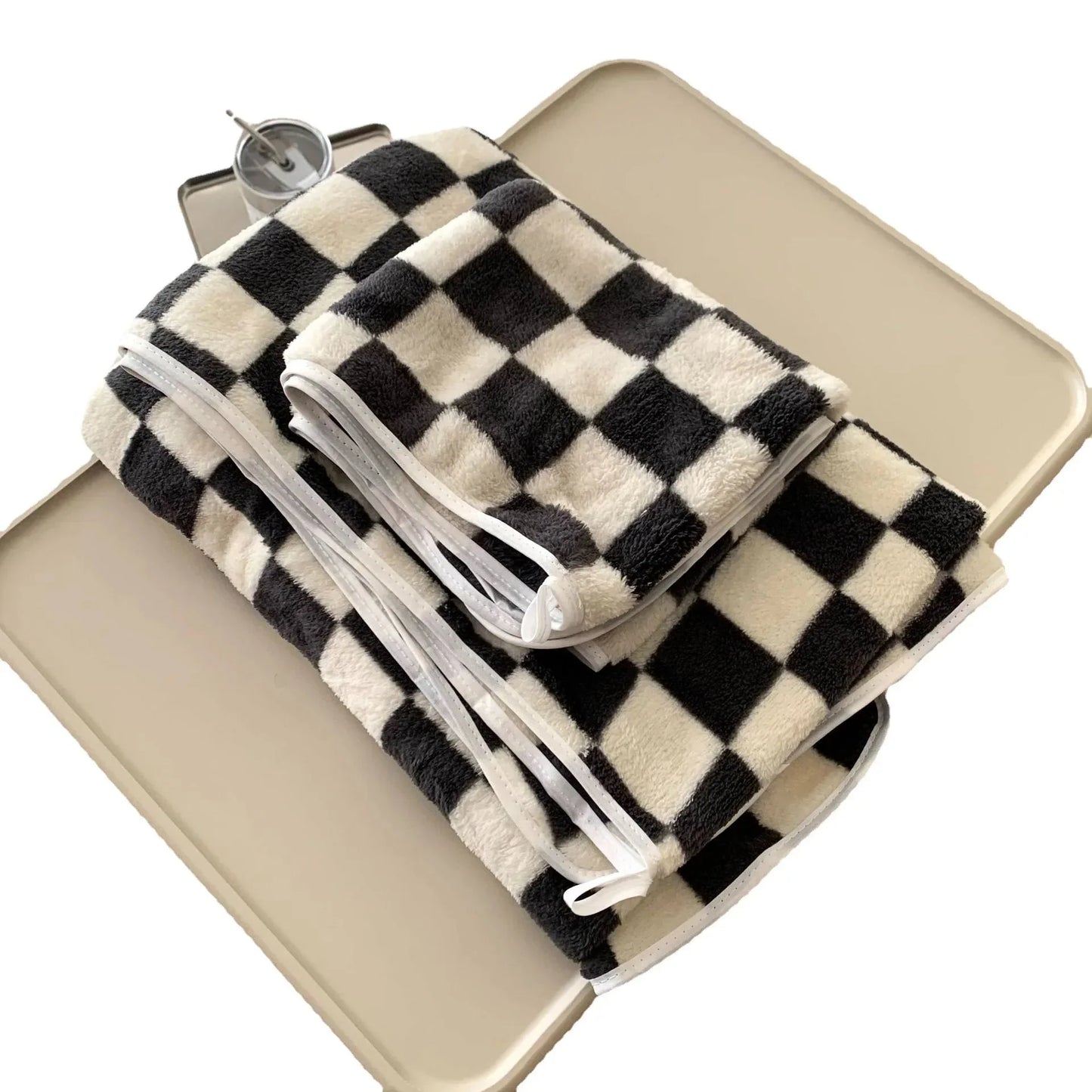Large Black and White Checkered Bath Towels