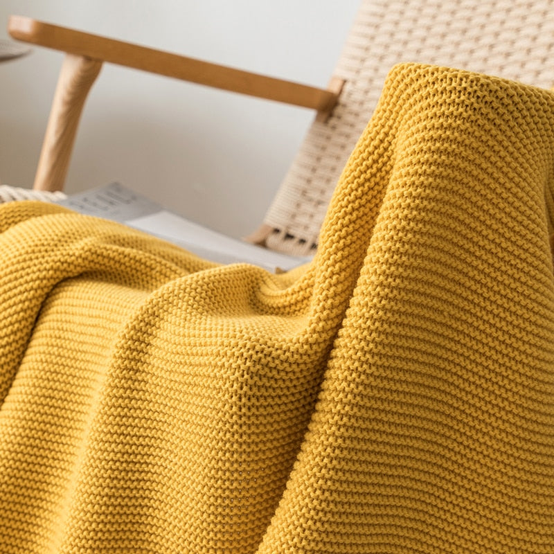 Luxurious Knitted Blanket for Cozy Moments