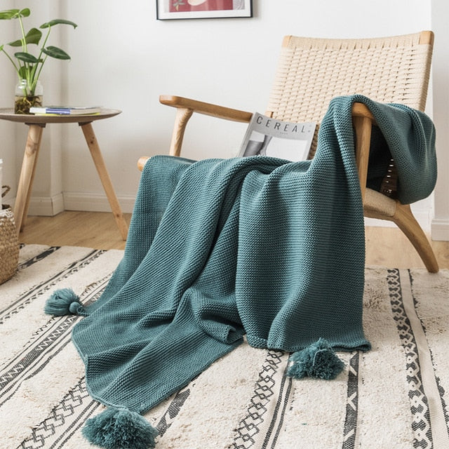 Luxurious Knitted Blanket for Cozy Moments