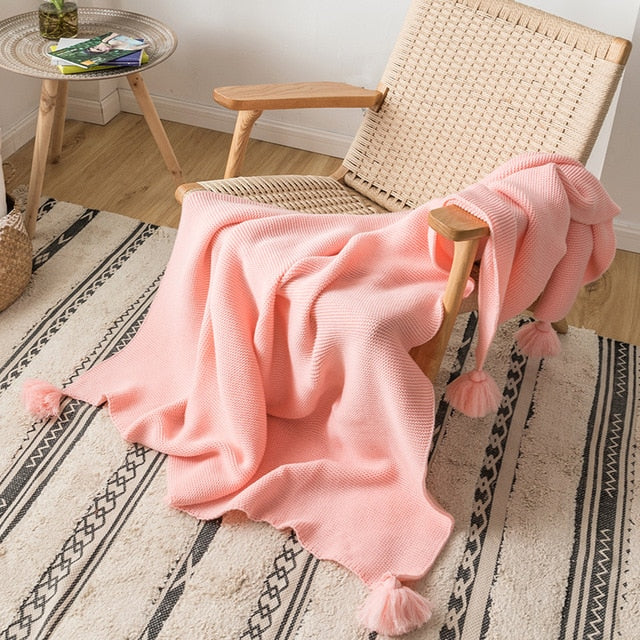 Luxurious Knitted Blanket for Cozy Moments
