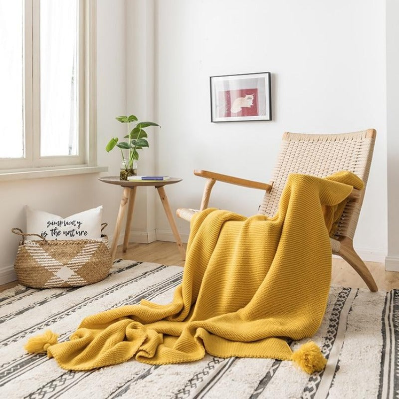 Luxurious Knitted Blanket for Cozy Moments
