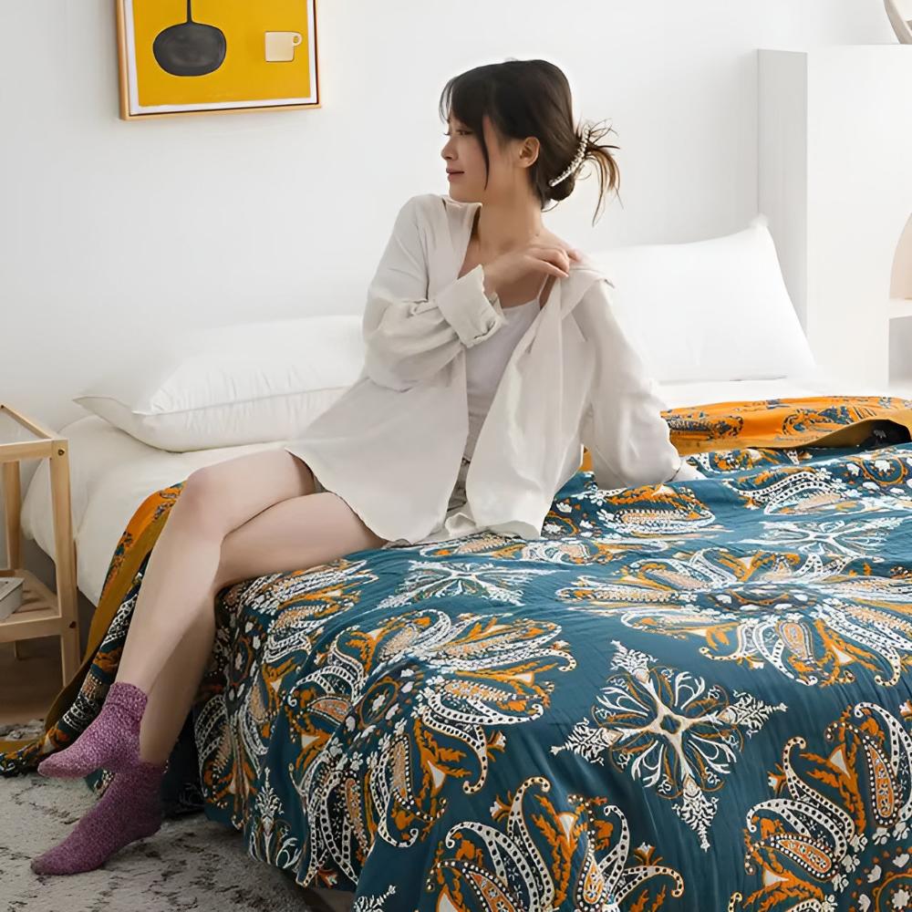 Light and Breathable Blanket