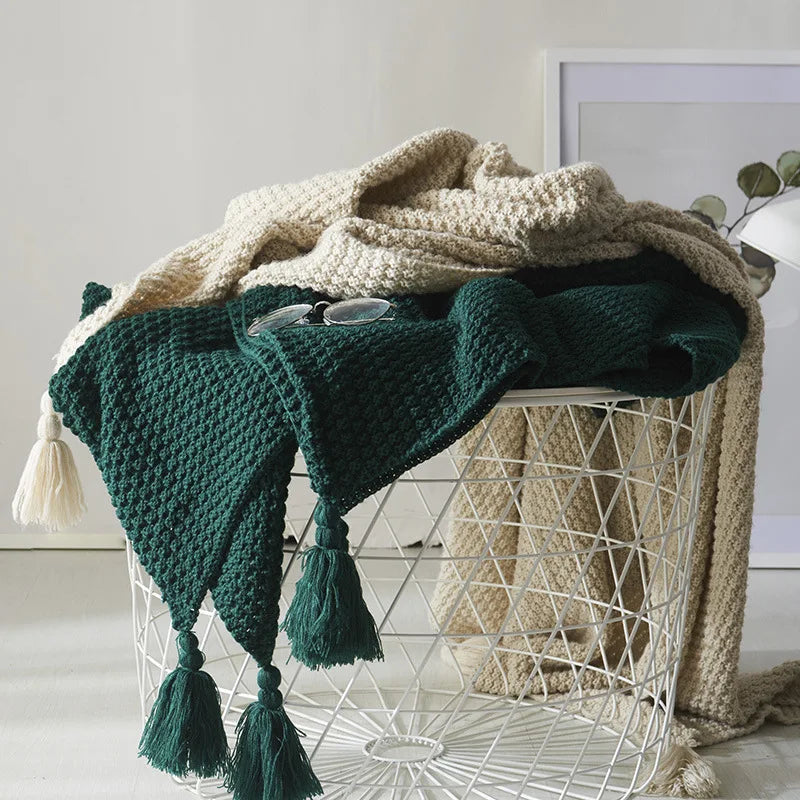 Nordic cozy wool blanket with tassels