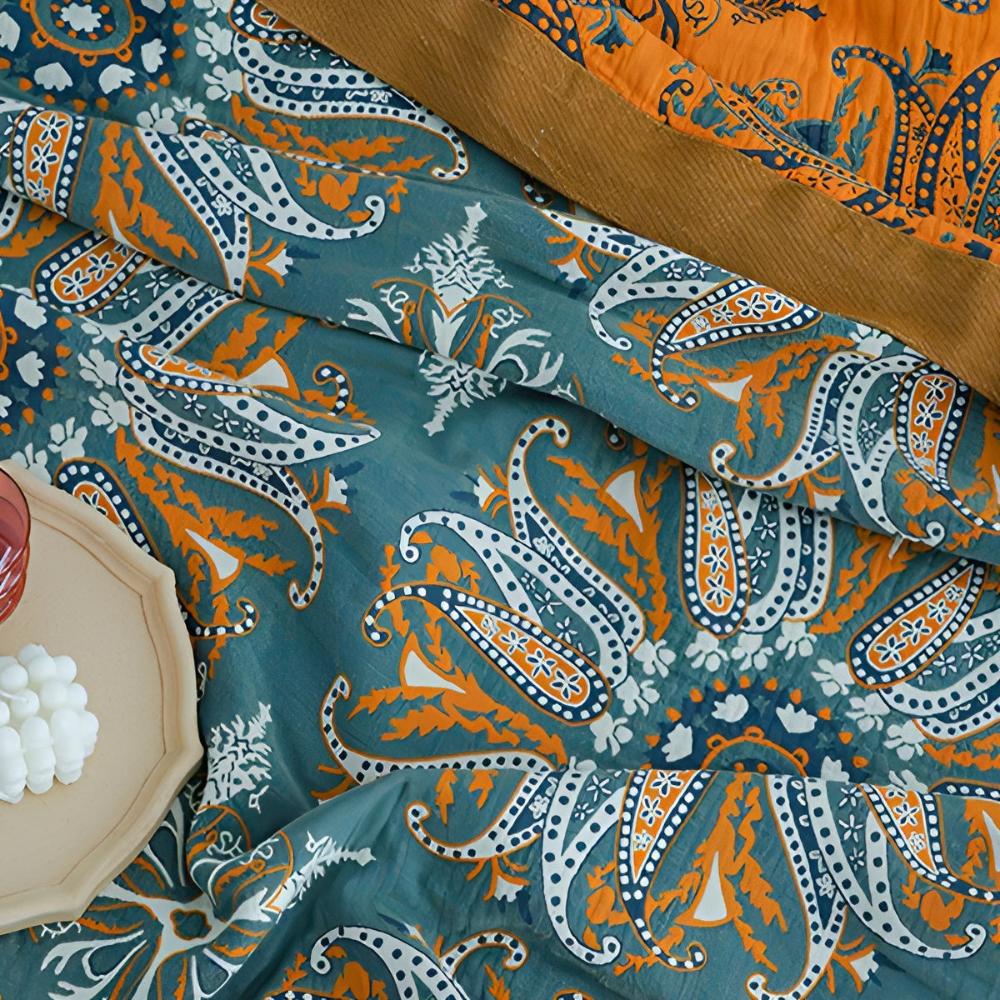 Light and Breathable Blanket