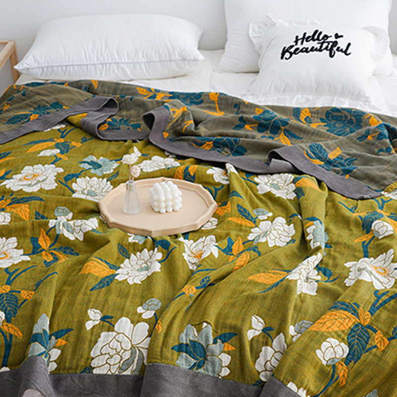 Olive Flower Printed Cotton Quilt - Double-Sided Boho Design for Bedroom Decor, Soft and Skin-Friendly 2