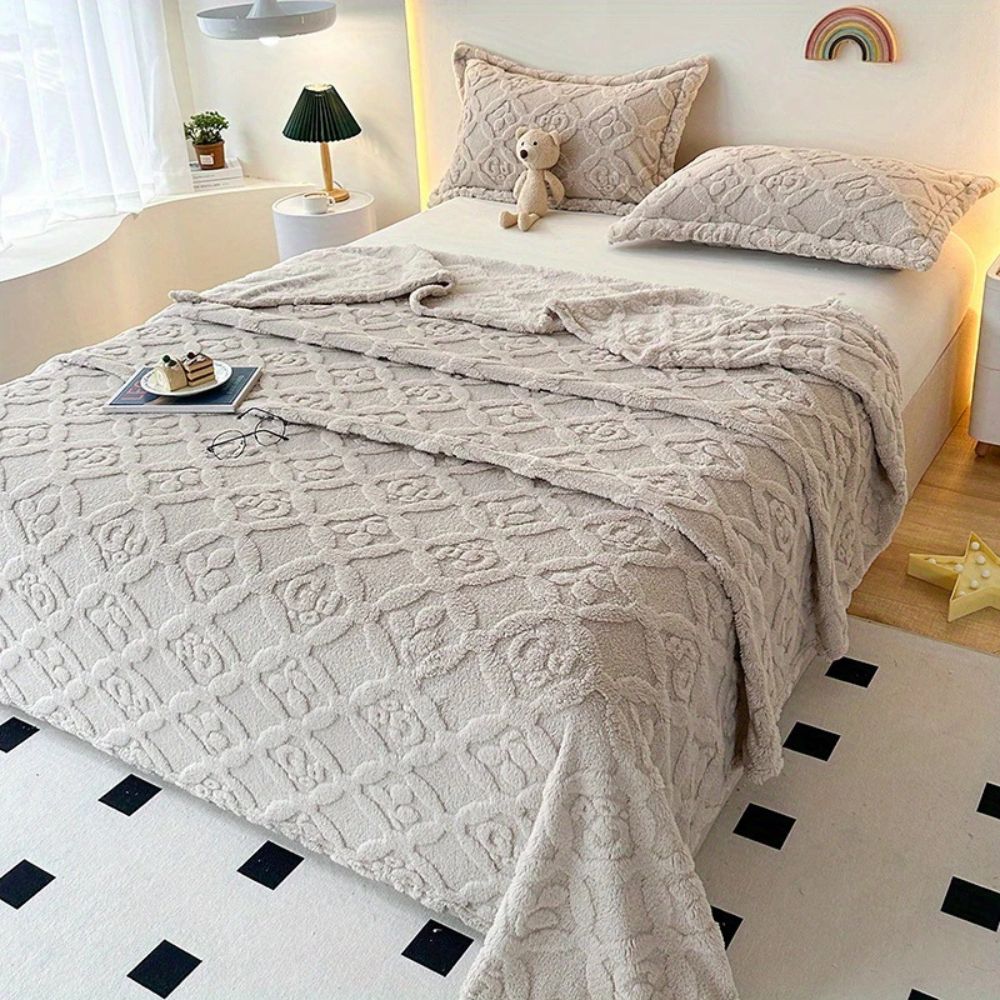 Variant image for Leaf Embroidery Fleece Blanket – Soft Microfiber Throw for Cozy Comfort and Year-Round Use-5