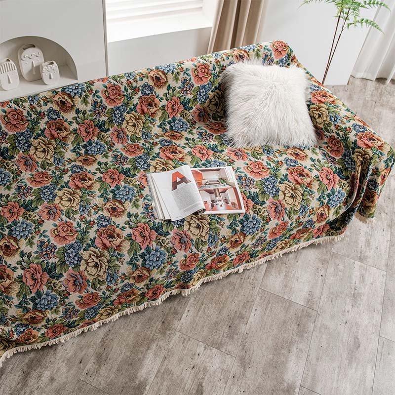 Country Rose Print with Fringes – Sofa Protector for Stylish Living Spaces