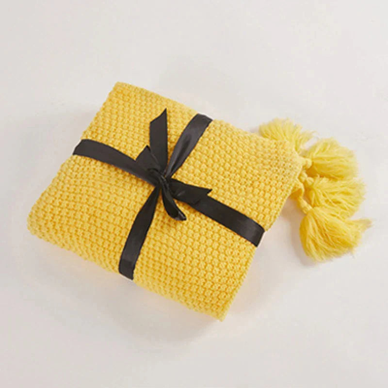 Nordic cozy wool blanket with tassels