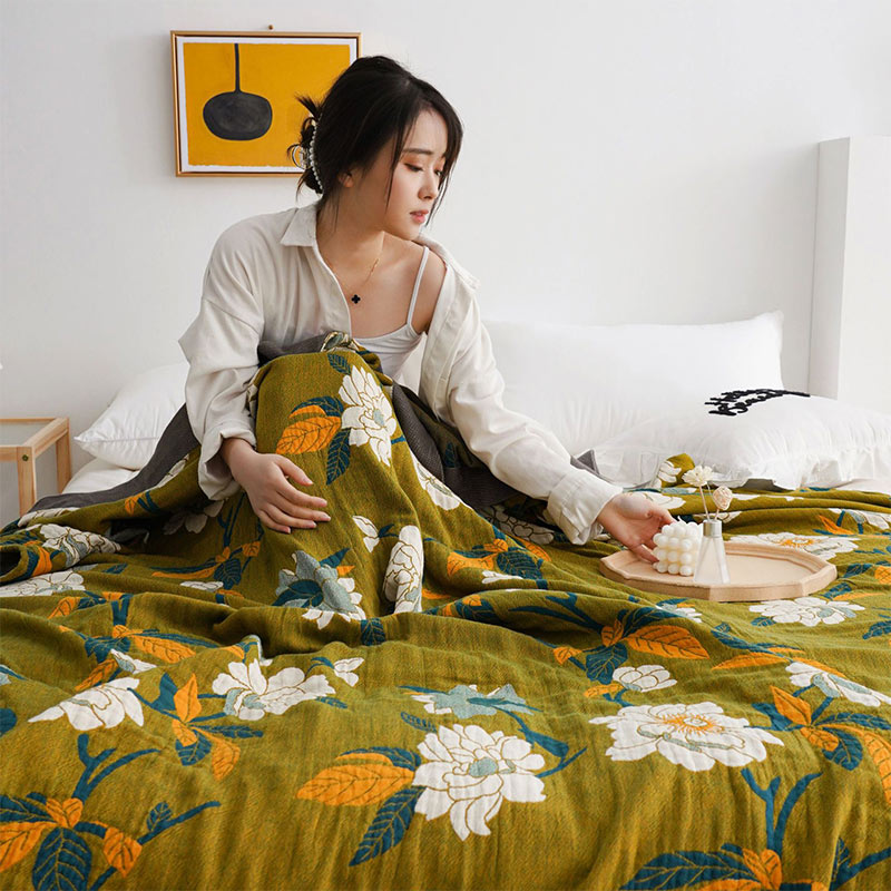 Olive Flower Printed Cotton Quilt - Double-Sided Boho Design for Bedroom Decor, Soft and Skin-Friendly 4