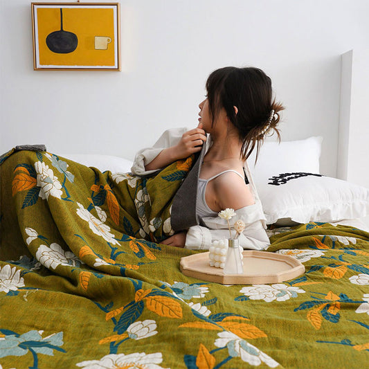 Olive Flower Printed Cotton Quilt - Double-Sided Boho Design for Bedroom Decor, Soft and Skin-Friendly 1