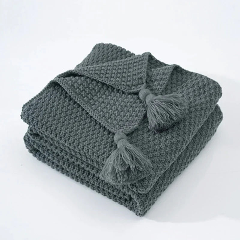 Nordic cozy wool blanket with tassels