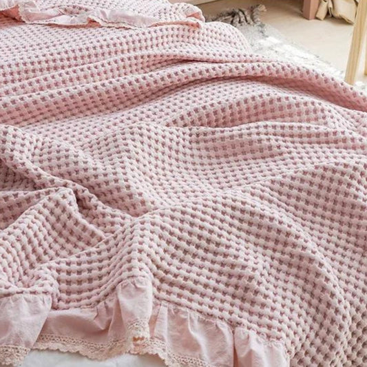 Slim and cozy blanket