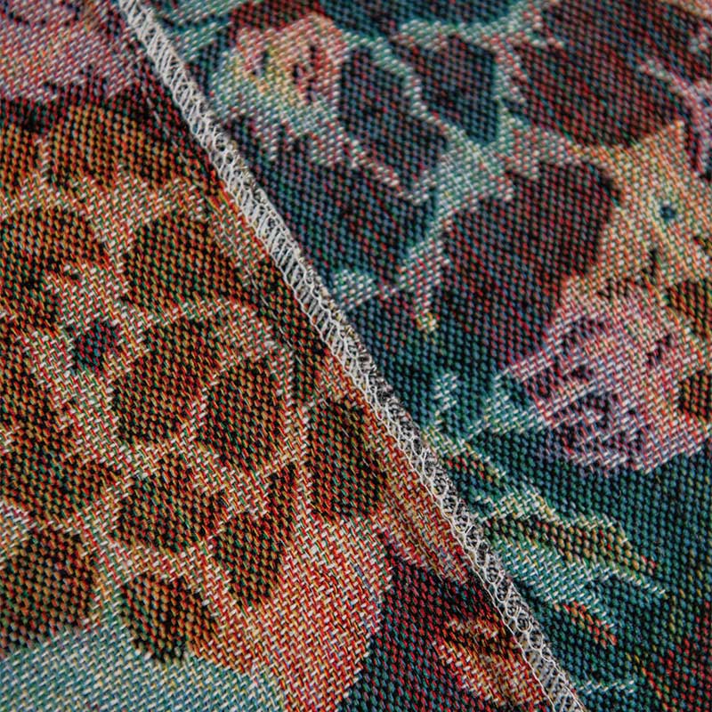 Country Rose Print with Fringes – Sofa Protector for Stylish Living Spaces