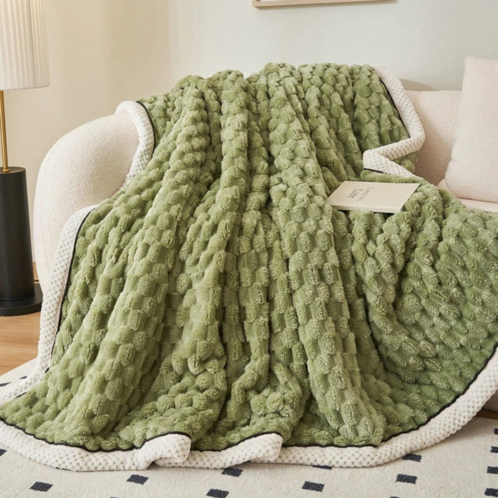 Soft Sherpa Fleece Blanket – Cozy, Lightweight, Year-Round Throw