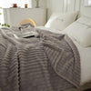 50% off - StripeSnug - Cosy thick striped blanket - Limited discount