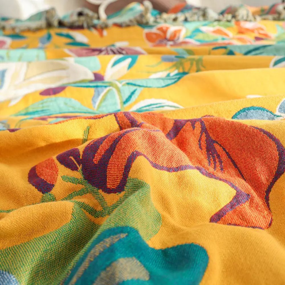 Cotton Blanket 79x90.5 Tropical Design, Soft and Versatile