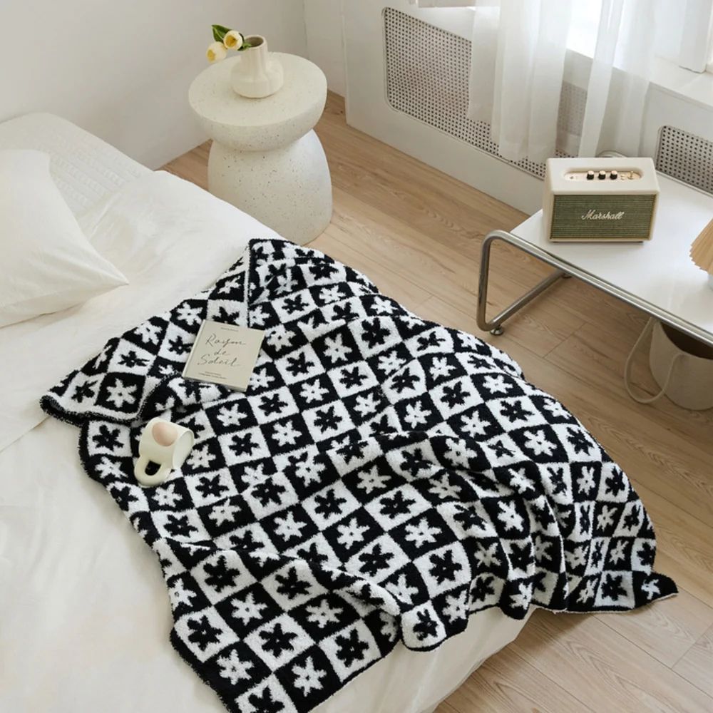 Checkerboard Daisy Throw Blanket – Soft Microfiber, Lightweight, 51 x 63, Machine Washable Cozy Blanket for Home and Pets 5