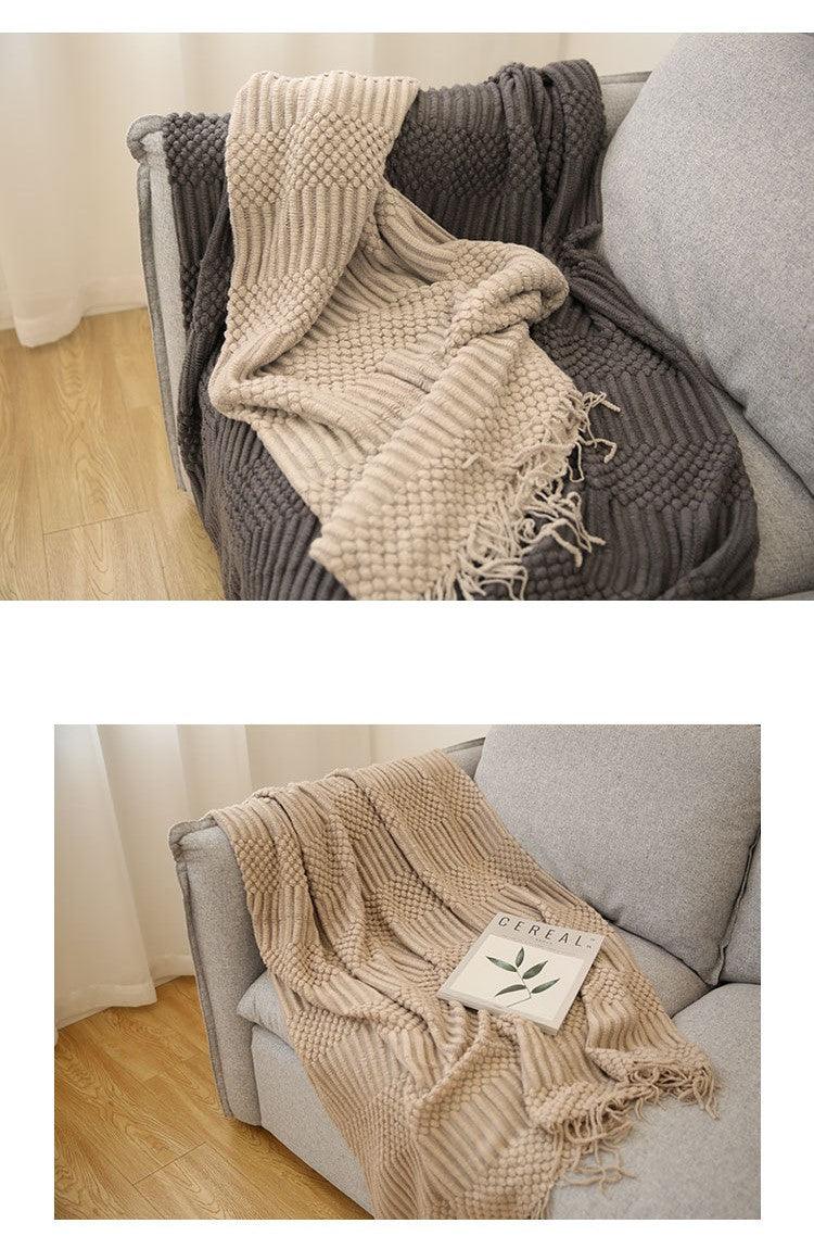 High-Quality Throw Blanket with Tassels