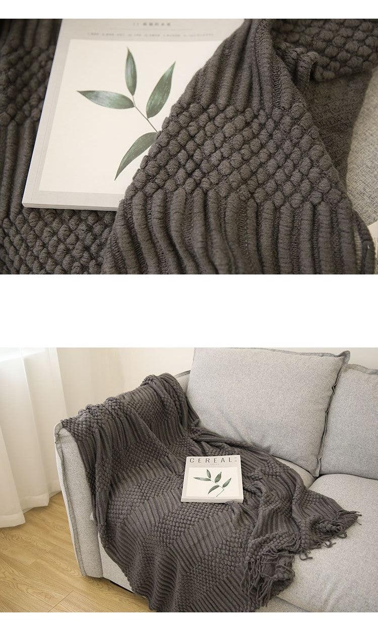 High-Quality Throw Blanket with Tassels