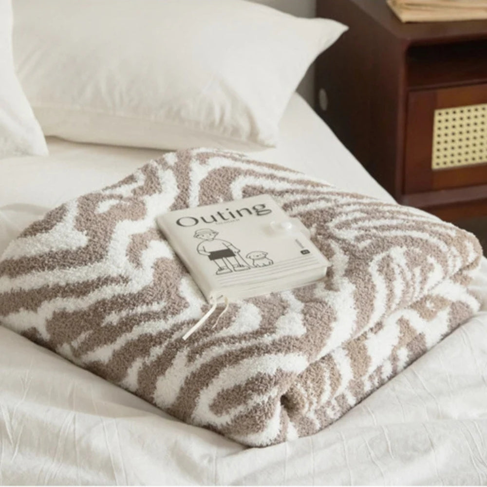 Knitted Zebra Pattern Throw Blanket – Lightweight Microfiber Blend for Cozy Comfort, 47x59 3