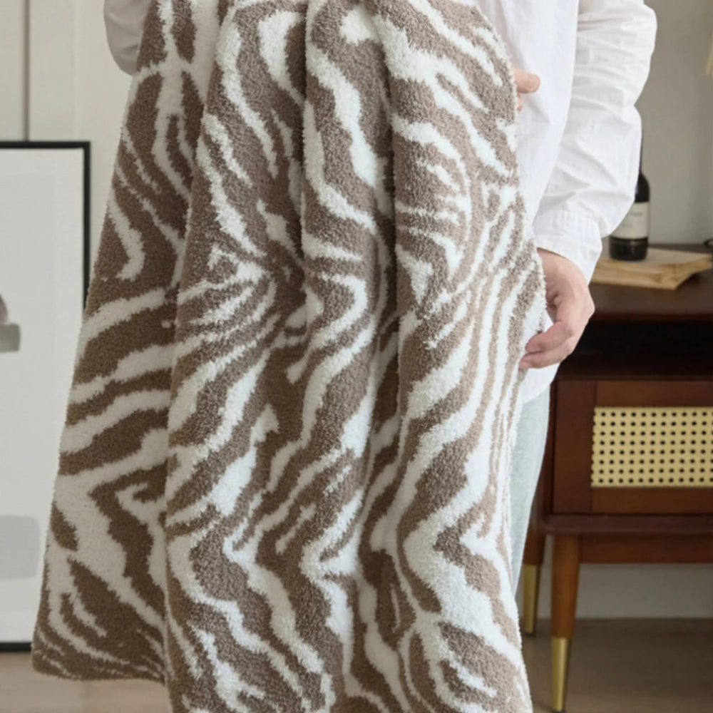 Knitted Zebra Pattern Throw Blanket – Lightweight Microfiber Blend for Cozy Comfort, 47x59 4