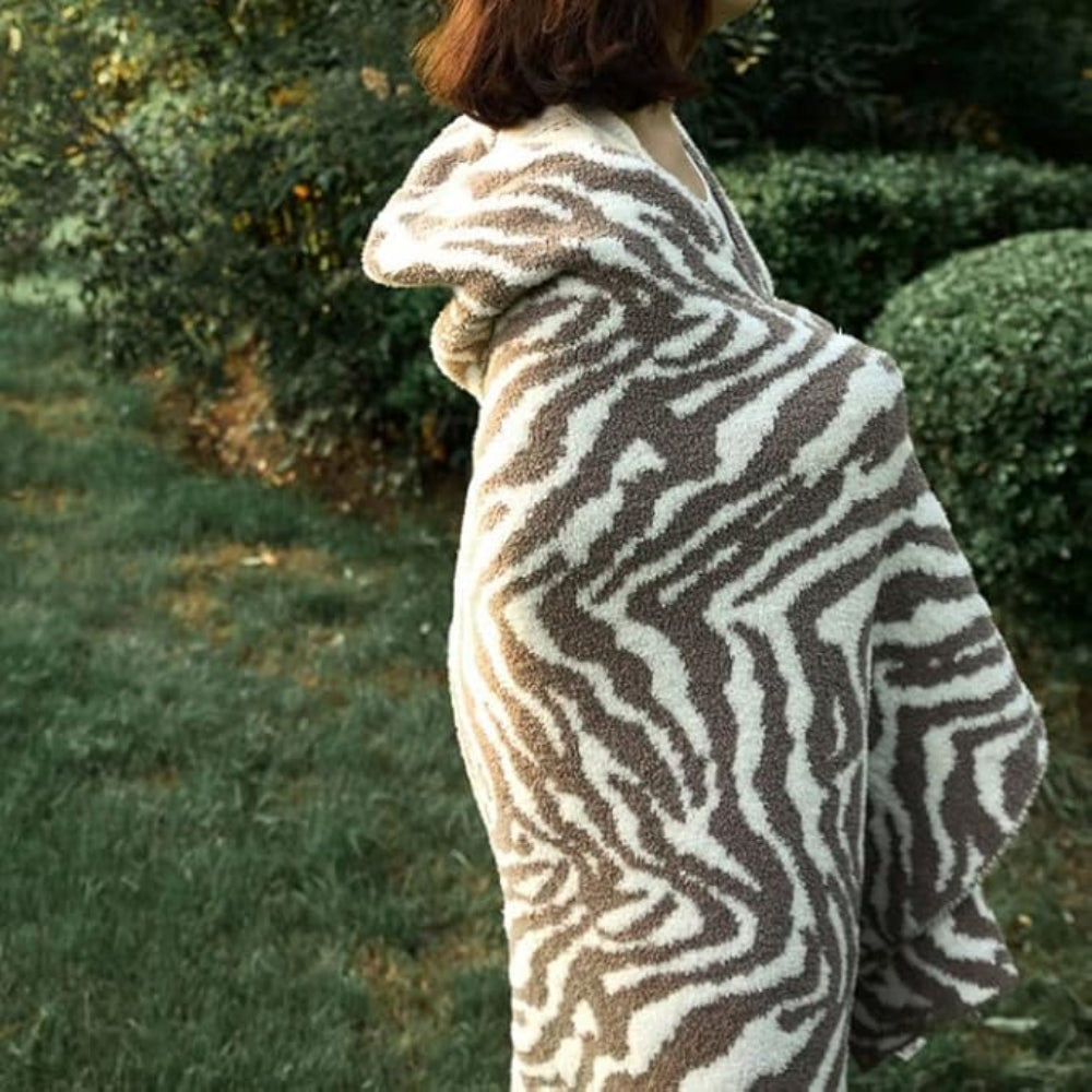 Knitted Zebra Pattern Throw Blanket – Lightweight Microfiber Blend for Cozy Comfort, 47x59 2