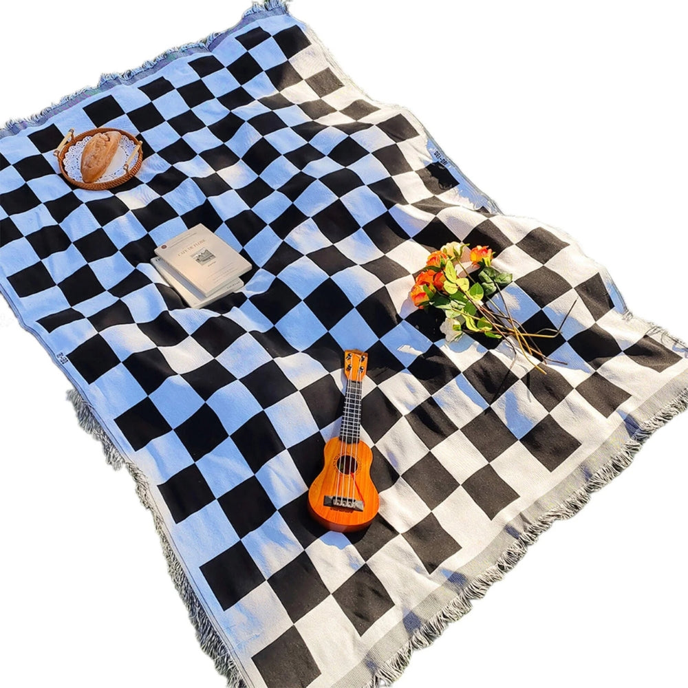 Large Checkered Picnic Blanket – Soft Microfiber Outdoor Throw