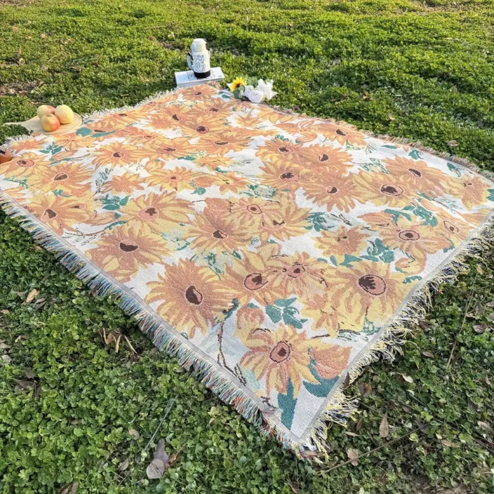 Waterproof Floral Picnic Blanket – Lightweight Outdoor Mat