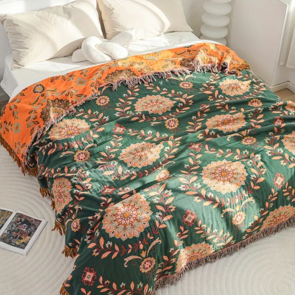 Reversible Cotton Blanket, Vintage Floral Design, Cozy All-Season Layer