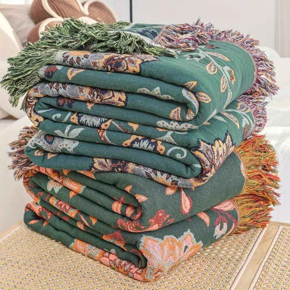 Reversible Cotton Blanket, Vintage Floral Design, Cozy All-Season Layer