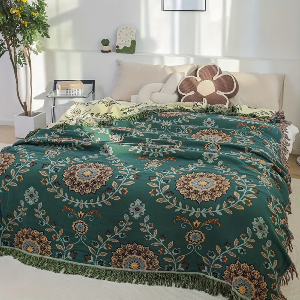 Reversible Cotton Blanket, Vintage Floral Design, Cozy All-Season Layer