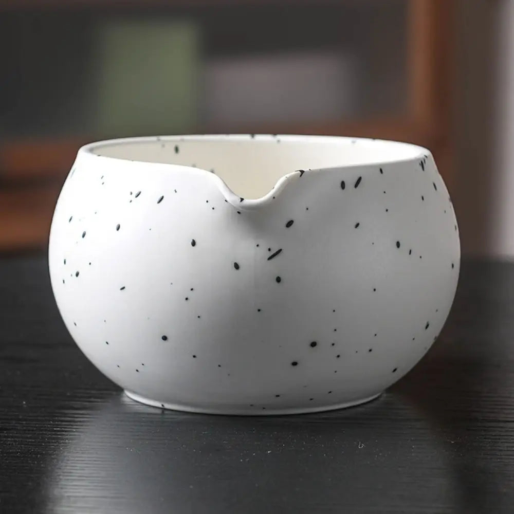 Ceramic Matcha Bowl with Spout Traditional Japanese Design 13.5cm Green Tea Serving Chawan-5