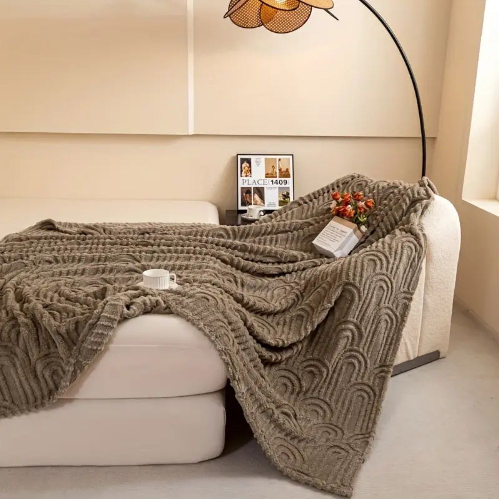 Ultra-Plush Microfiber Blanket with Raised Arch Pattern – Lightweight Cozy Throw for Home and Travel 3