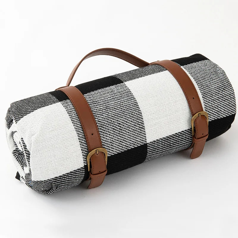 Waterproof Large Picnic Blanket – Foldable Outdoor Blanket for Comfort