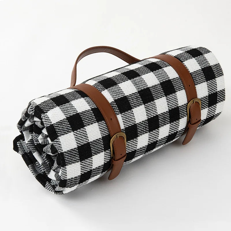 Waterproof Large Picnic Blanket – Foldable Outdoor Blanket for Comfort
