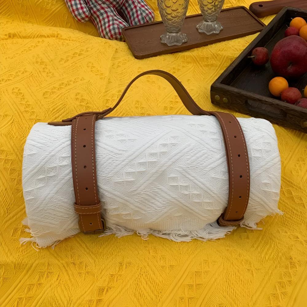 Waterproof Picnic Blanket – Lightweight, Foldable Outdoor Mat