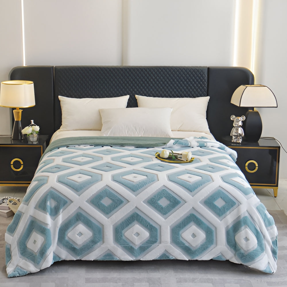 Double Layer Geometric Throw Blanket – Soft Cotton-Poly Blend for All-Season Comfort, Machine Washable, Ideal for Beds and Sofas 4