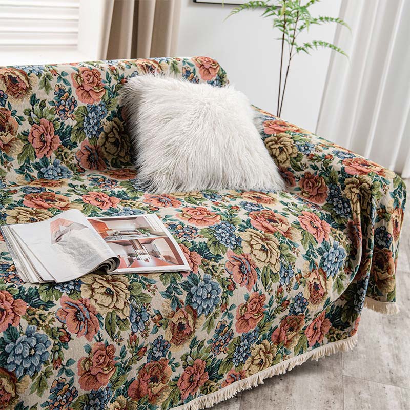 Country Rose Print with Fringes – Sofa Protector for Stylish Living Spaces