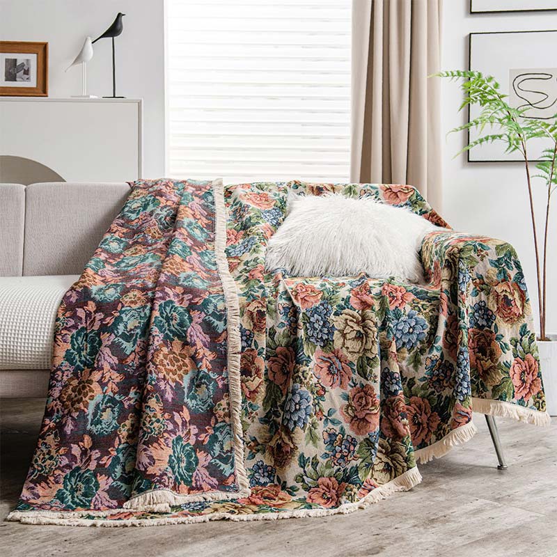 Country Rose Print with Fringes – Sofa Protector for Stylish Living Spaces